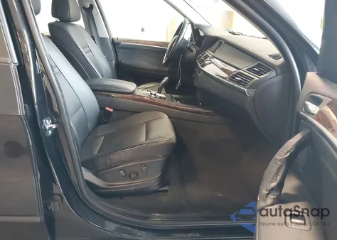 2009 BMW X5 xDrive30I z USA, uszkodzony, nr VIN 5UXFE43509L261245